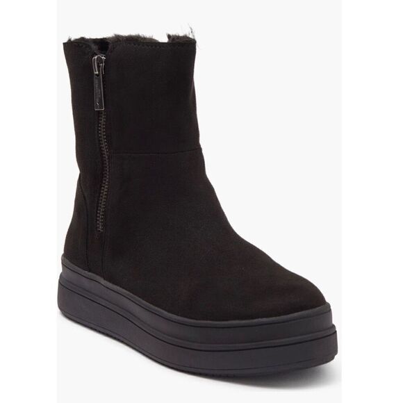J/Slides | Truly Waterproof Faux Fur Boots - Picture 1 of 10